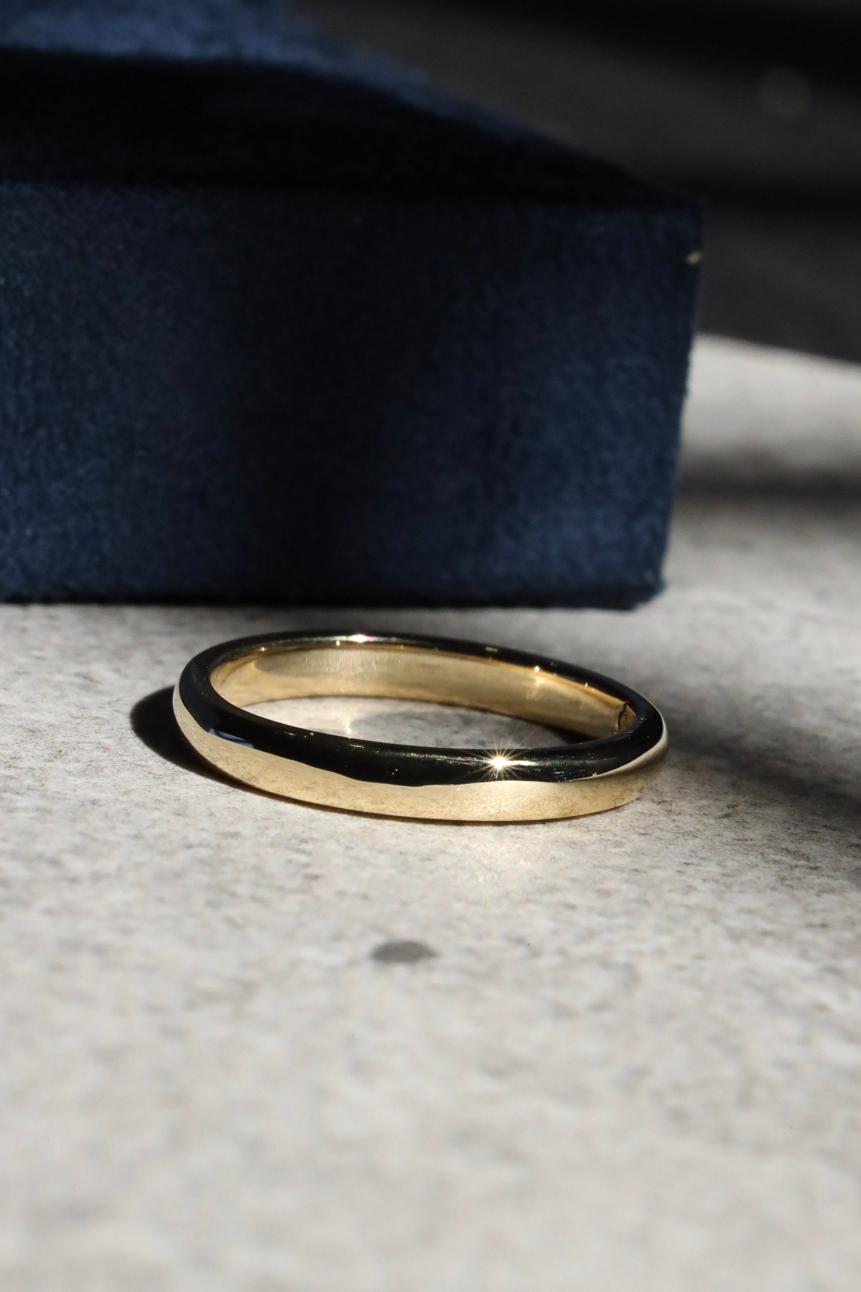 classic 18ct yellow gold wedding ring
