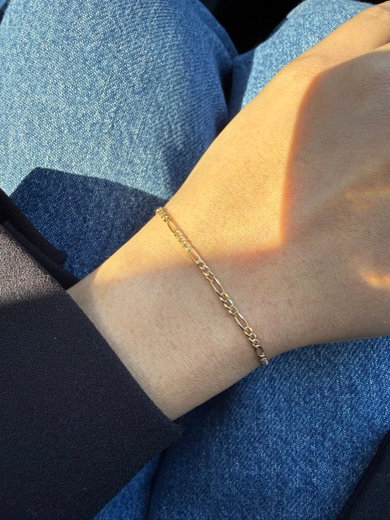 9ct Yellow gold 3:1 figaro bracelet mini
