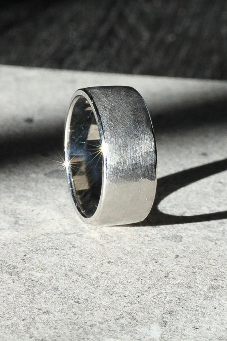 Platinum men's wedding ring - 9.9mm hammered finish
