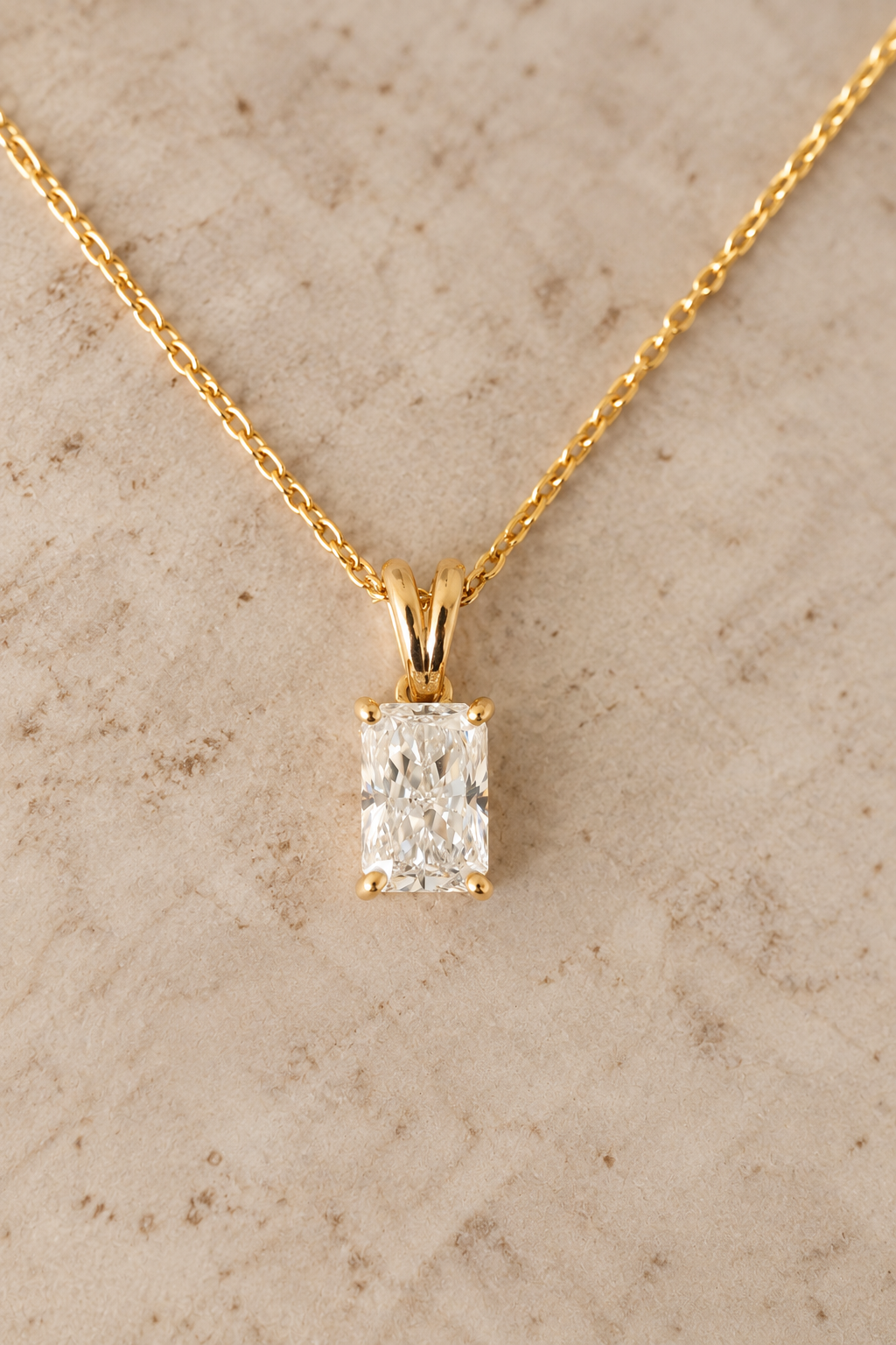 1.00ct Lab grown radiant diamond pendant 