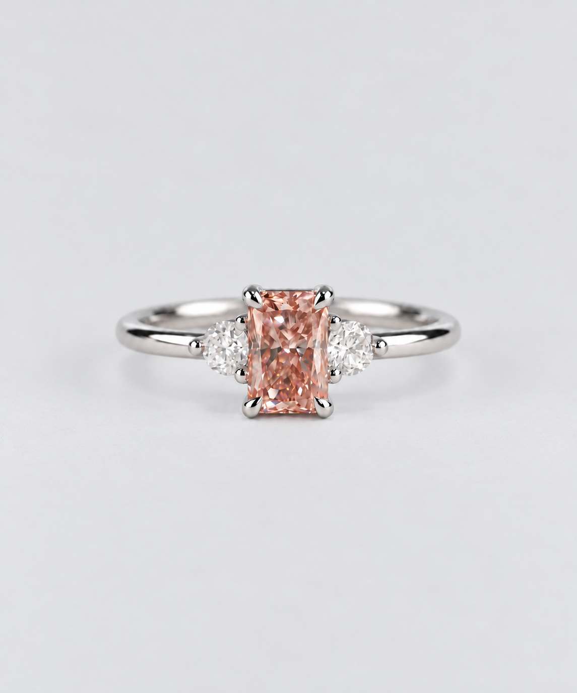 Belle - Radiant cut pink diamond Platinum